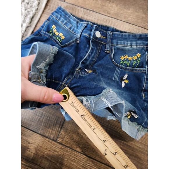 Romwe Embroidered Bees Flowers Spring Denim Shorts Womens 2 XSMALL - Picture 7 of 9